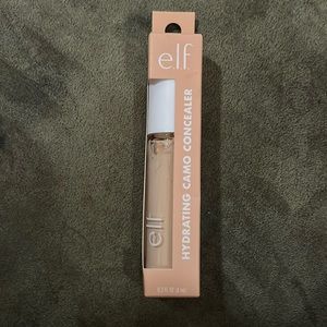 Hydrating “CAMO” concealer.